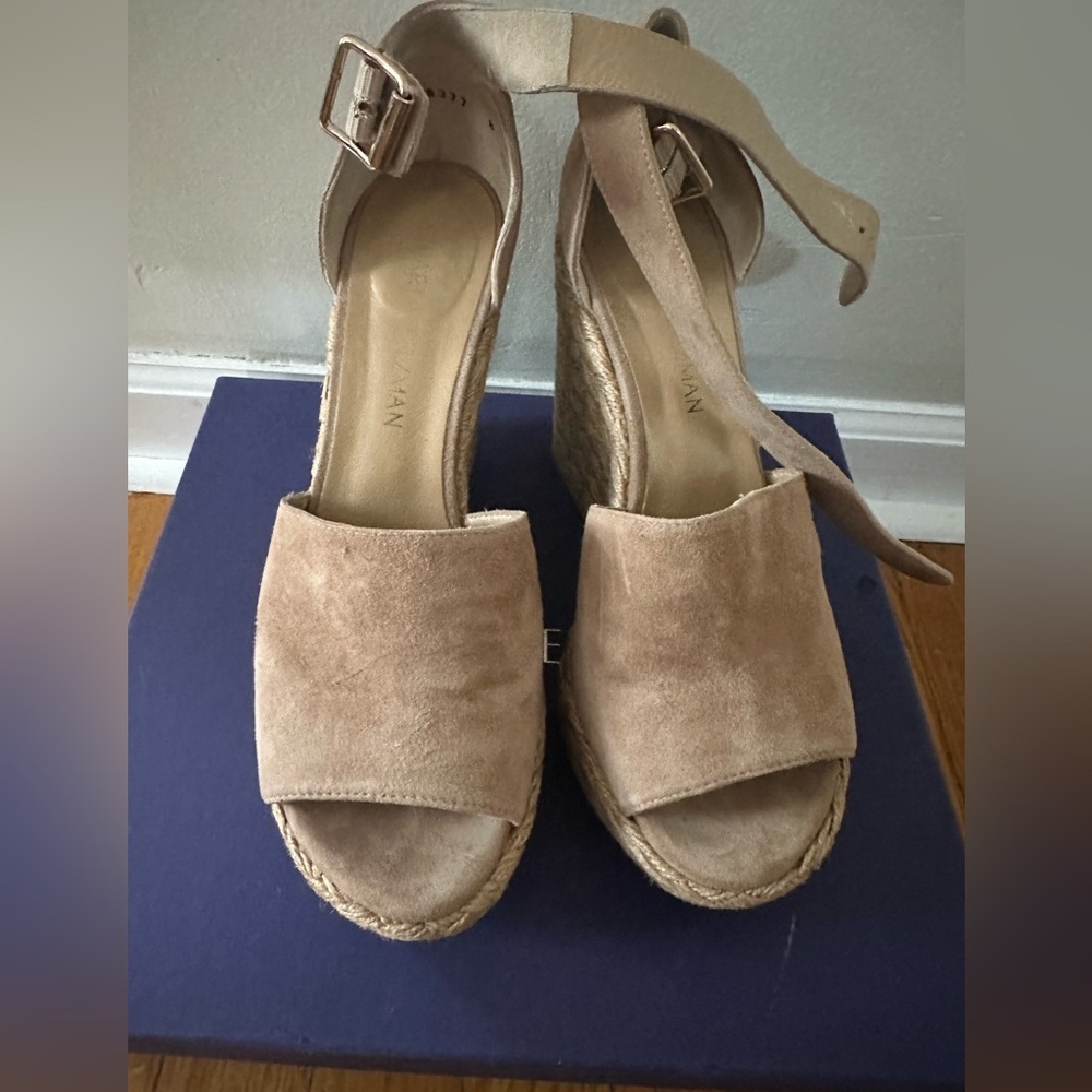 Stuart Weitzman SOHO JUTE , tan  Espadrille Wedge Sandals , size 8 - Picture 2 of 7